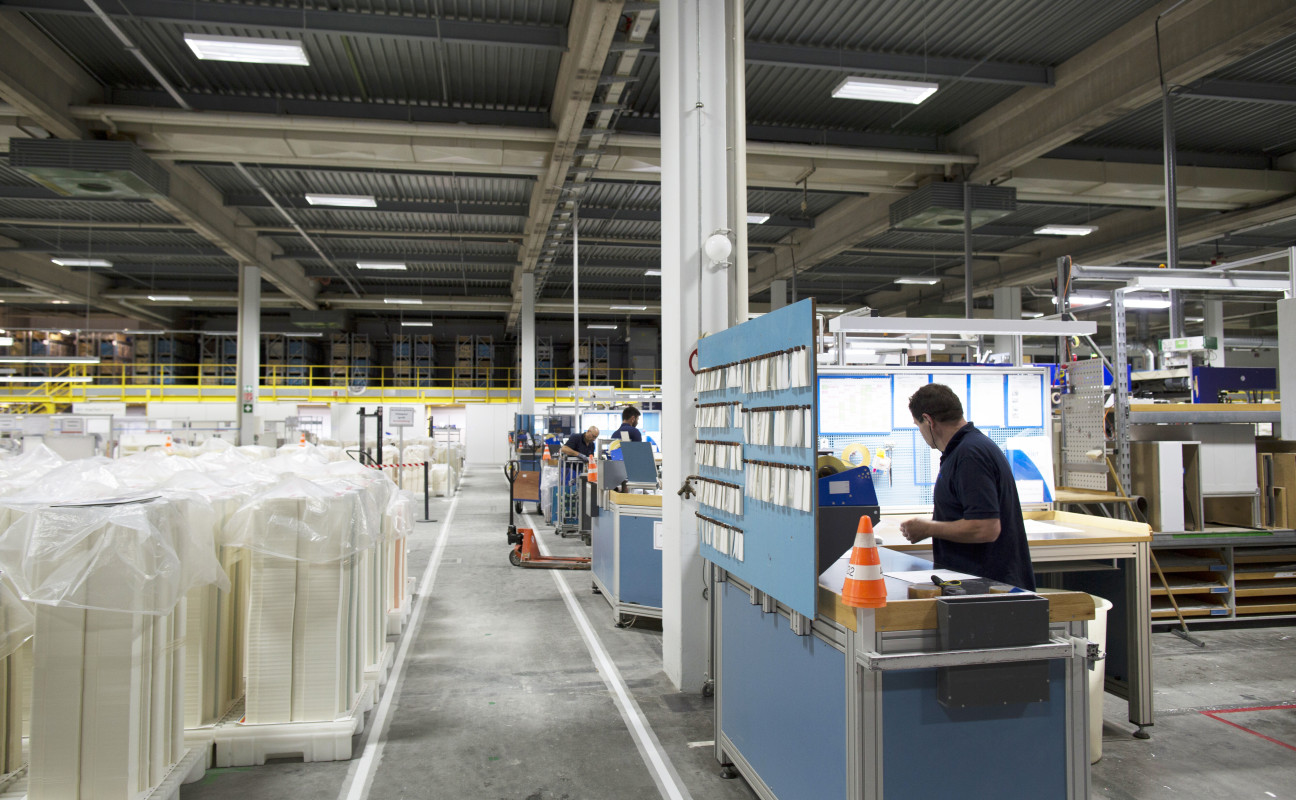 VKS Estampaciones Metálicas · Estampación Metálica para Fabricación Industrial de Piezas a Medida en Tarragona
